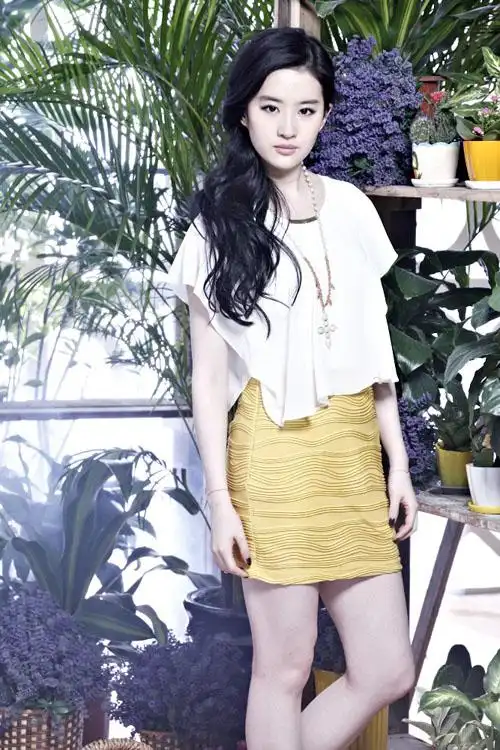 刘亦菲代言卓多姿2013夏装广告 卓多姿连衣裙2013夏款女装