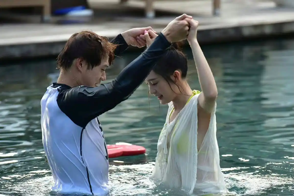 李沁和魏大勋什么时候在一起的?