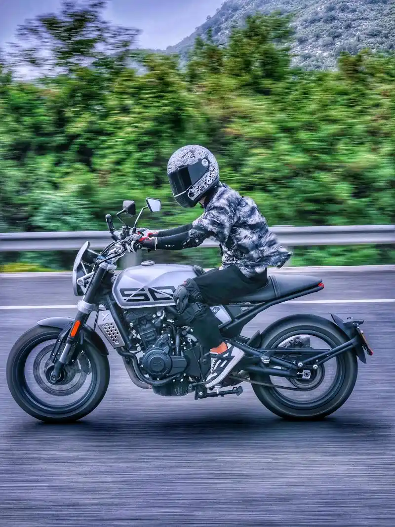 爱骑车 我们风雨无阻  无最爱 无例外 #机车摄影 #骑帅不 - 抖音