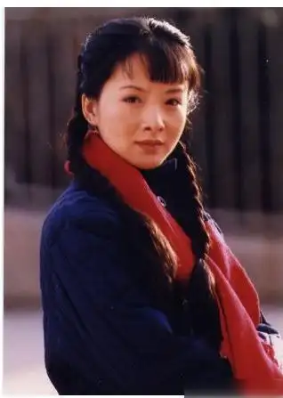 谢兰:因出演大宅门走红,39岁为爱高龄产子,丈夫也是著名演员|忘掉我是