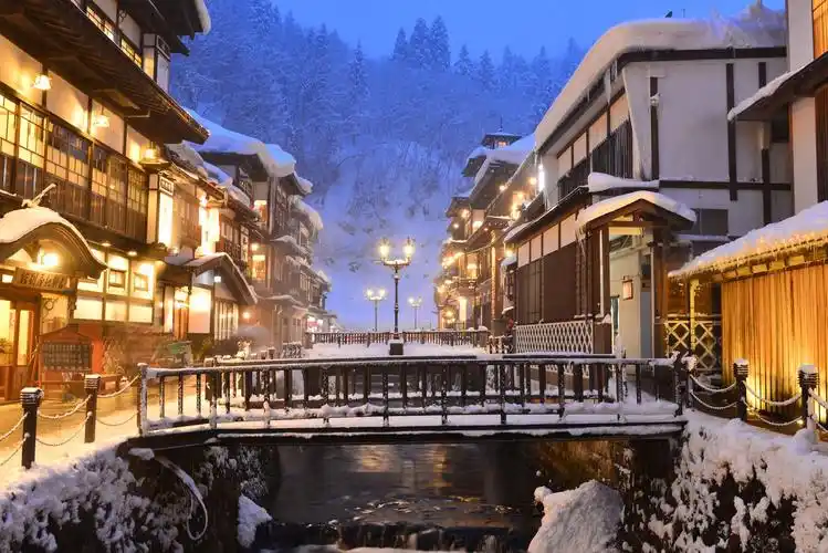 具有大正浪漫风情的日本复古街道,好想去看看!