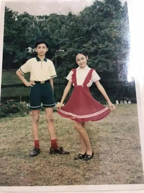 南宁市教育局则是统一了各大中小学的校服