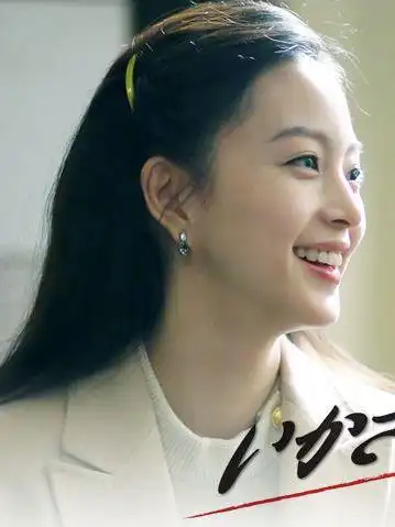 韩艺瑟代言咖啡连锁店