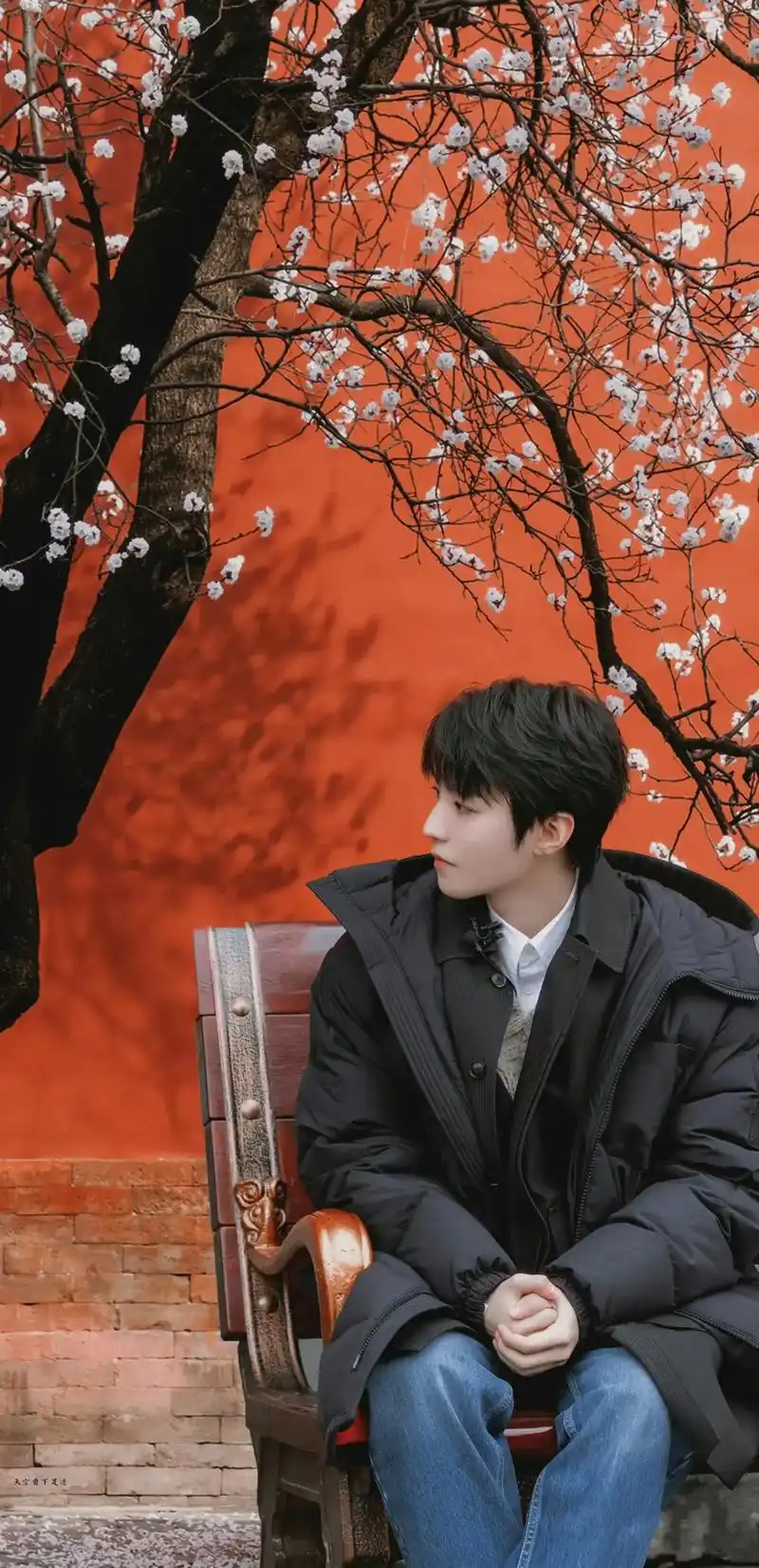 小凯壁纸来了.#crocs #王俊凯crocs全球品牌代言人