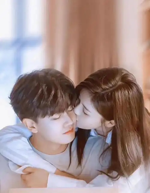 白鹿任嘉伦《一生一世》而另外一个美女谭松韵我也很熟悉.