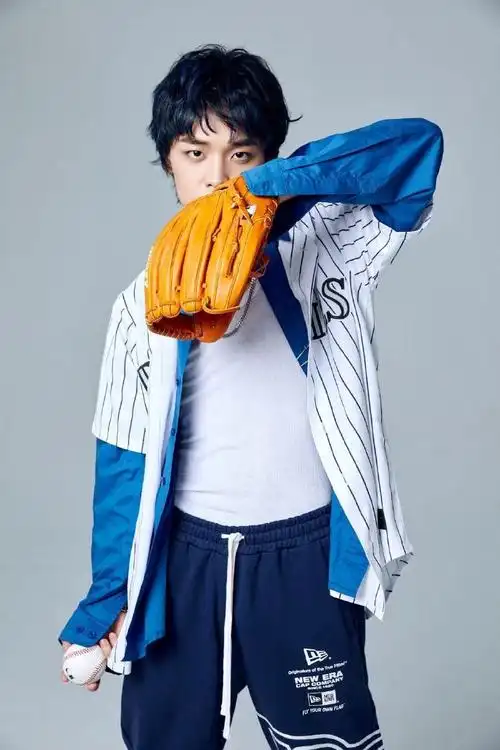 看曾涵江棒球大片耍酷