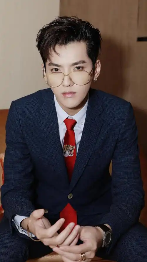 吴亦凡文质彬彬,高清图片,手机壁纸