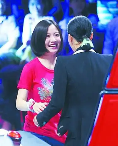 那英为私心毁了姚贝娜 回顾那英姚贝娜甩手门往事