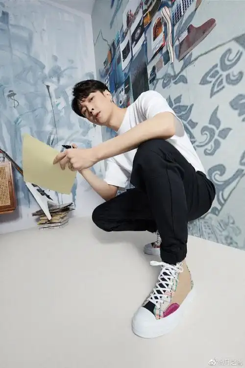 & match系列拍摄的大片和大量花絮照片释出#张艺兴代言匡威