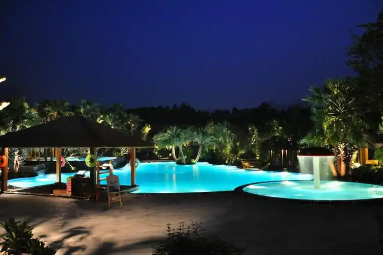 灰汤华天城温泉网