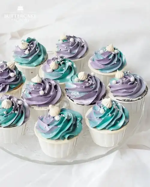 有喜欢人鱼配色的小姐姐吗049969♀159097#美人鱼蛋糕