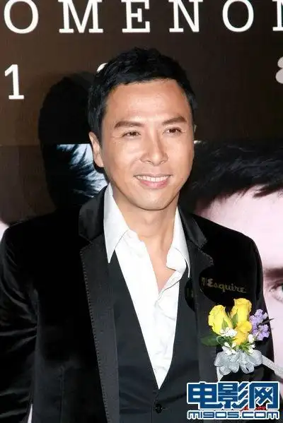 甄子丹向微博开炮 张家辉,洪金宝低调亮相