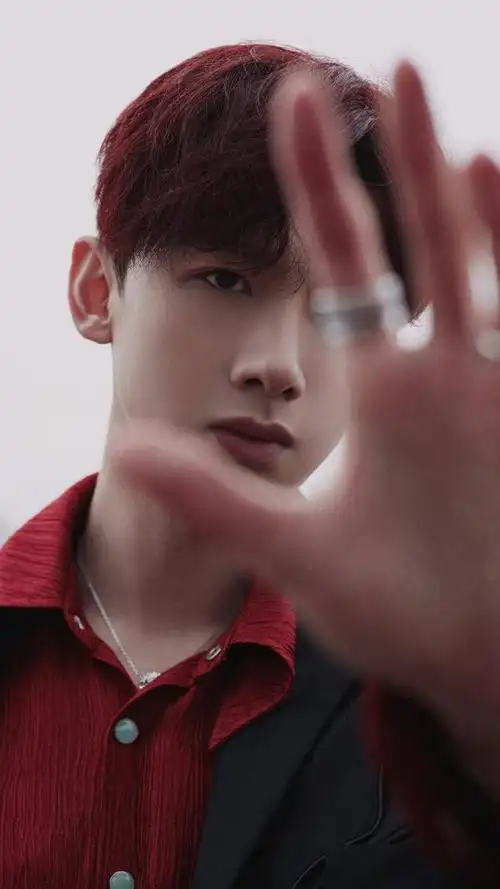 演员白敬亭,英俊帅气,自律上进的小哥哥,来看帅照