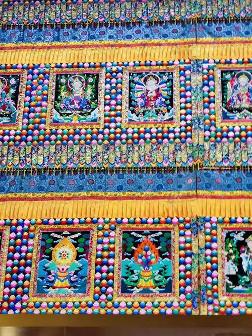 塔尔寺堆绣作品