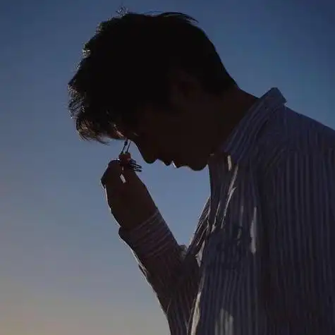 冷淡风温柔头像男生 男生头像图片大全 -【爱个性】