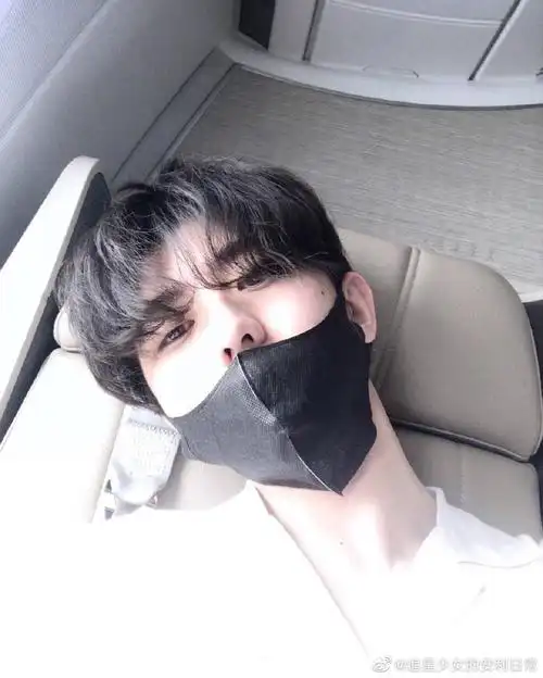 快来看看女友视角下的蔡徐坤吧,张张都是心动暴击