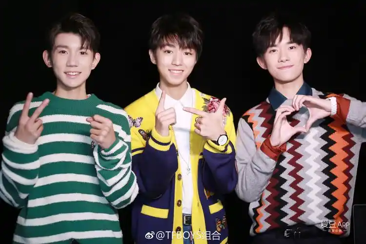 tfboys新闻190127tfboys组合出道2000天初心未改陪伴无悔