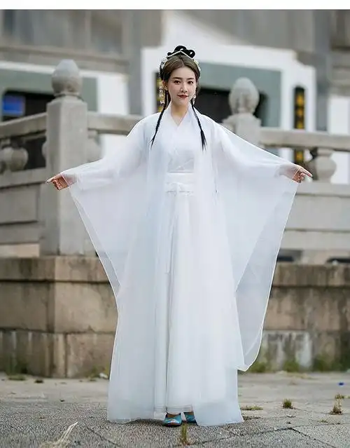 弹古筝演出服装中学生女大童高中生团体秋冬新款款古装改良汉服超仙