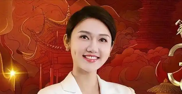 看到龙洋的素颜,不得不佩服春晚化妆师的鬼斧神工|董卿|央视主持人