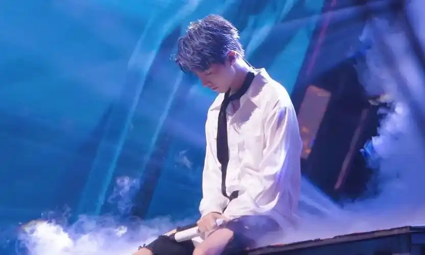 3,星卡里,这里有很多王俊凯小时候的照片和周边,忠粉赶快行动起来.