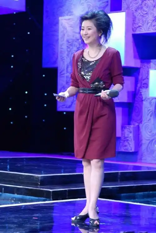 王小丫丈夫曹建民简历及夫人