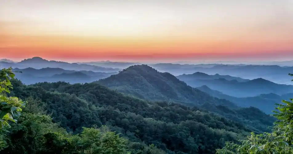 6月16日,再次登上牛头山,才发现最好的风景永远是在高处.