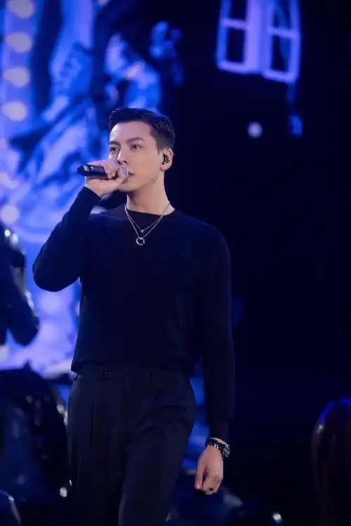 陈伟霆许我耀眼##陈伟霆沈皓明##陈伟霆太阳星辰##许我耀眼