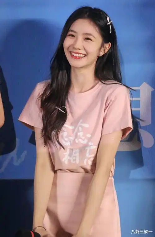 还得是邓为站姐直接寄出了十几年前exo的团体照,咱就是说这压箱底压得