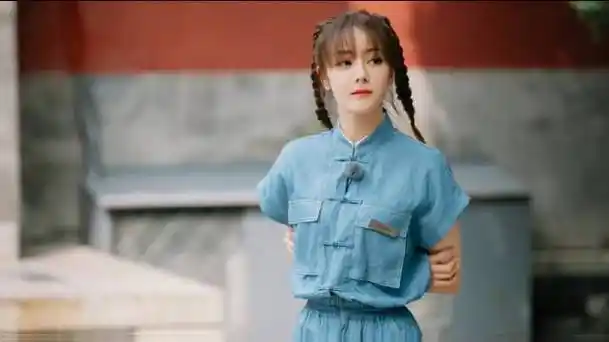 迪丽热巴遇见天坛①