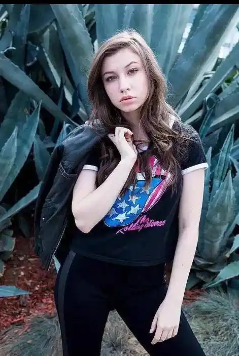 美剧行尸走肉各女生颜值 二_瑞克_简迪斯_团队