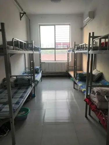 宿舍卫生干净又整洁 休息好才能学习好.