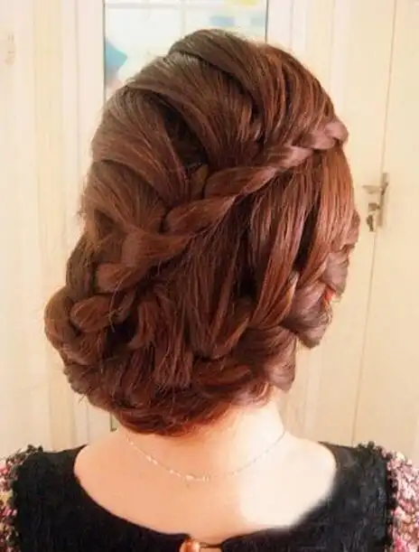 斜麻花辫编发盘发图解 稍难,盘发图片,发型图片