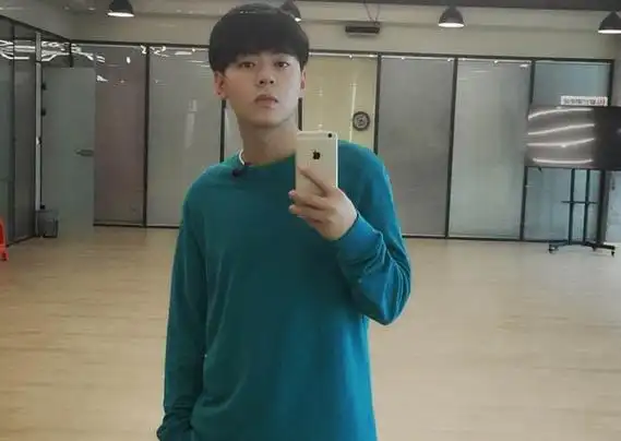 2017快乐男声贾昱资料家庭背景微博 贾昱唱的原创歌曲是什么