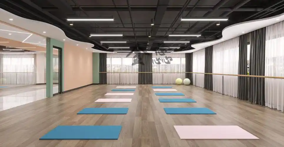 舞蹈室优美的旋律响起来