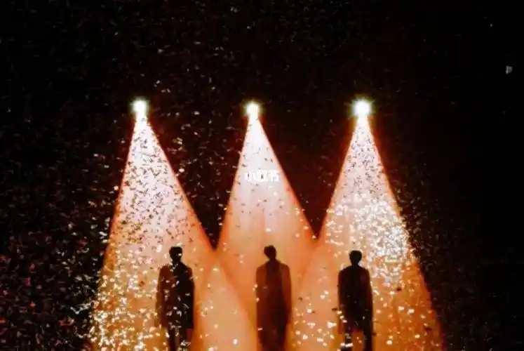 我不追星,但我知道橙海不会暗,我啵不会散:#tfboys九周年  #tfboys九