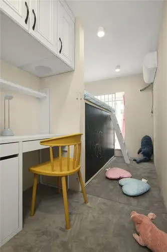 这个设计好大胆,主卧直接变成两个儿童房!