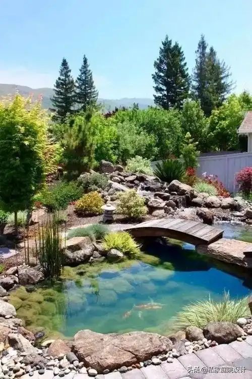 私家庭院设计——这样的才能被称为自然式水池,打造自然水景