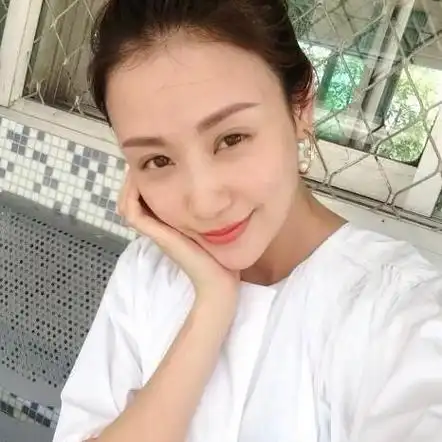 吴启华的老婆是谁("师奶杀手"吴启华的风流情史)