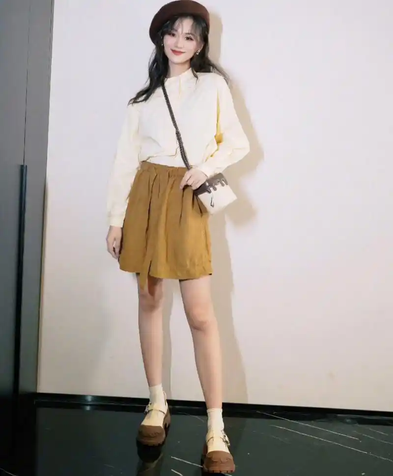 《以爱为营》女演员身高:白鹿165,董璇168,曾黎170有点没想到