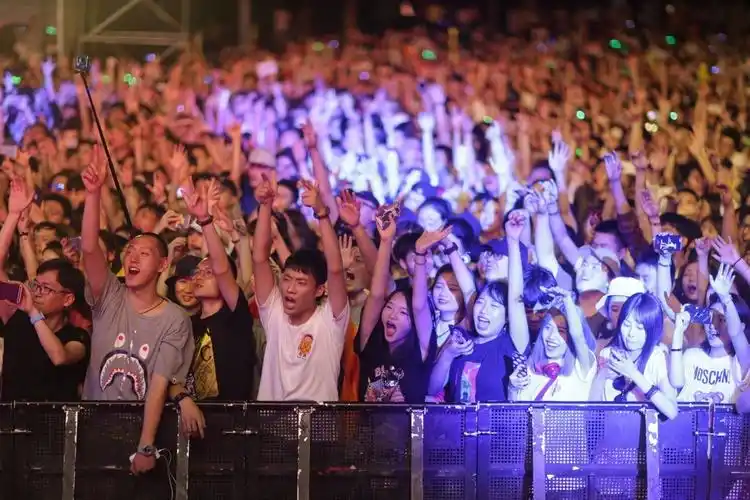 西湖音乐节,明年继续嗨!