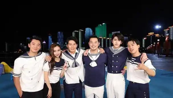 跑男迎来"最矫情"男嘉宾,质疑被节目组针对,导演两字_