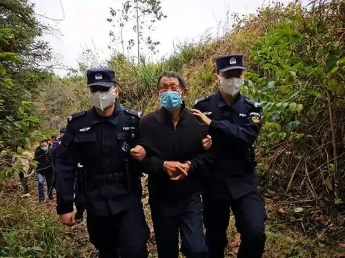 杀人埋尸潜逃13年 72岁命案嫌犯在平和落网