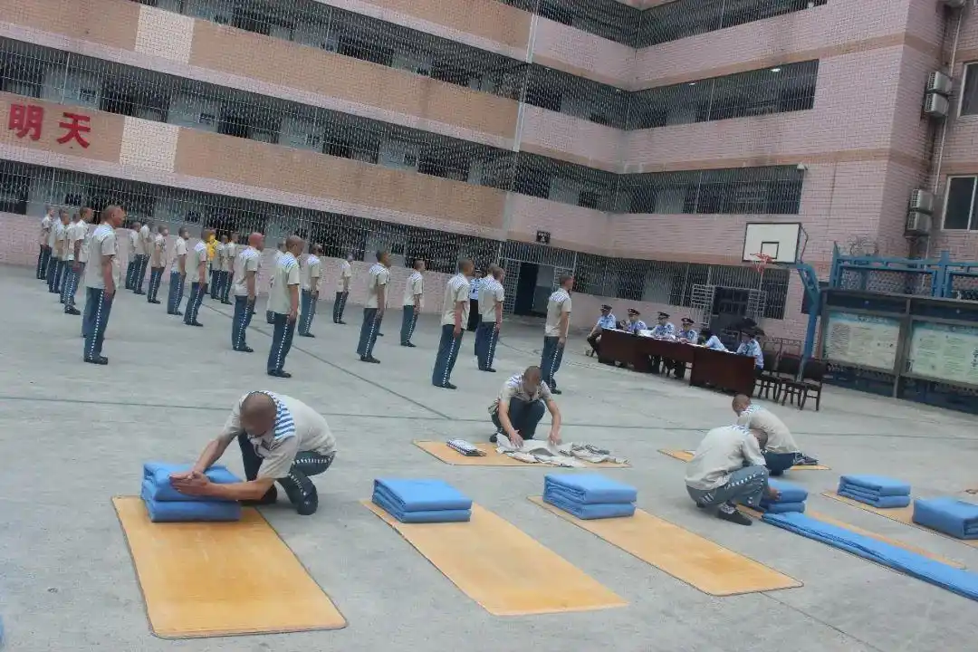 川西监狱扎实开展新犯入监教育