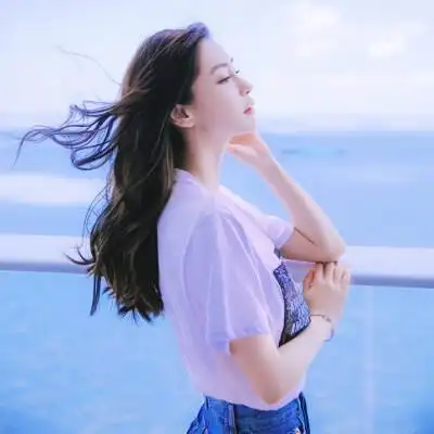 杨颖粉红色头像