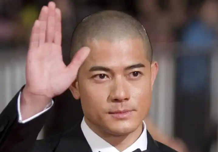 天王郭富城帅了几十年,百变发型功不可没,你学过几款