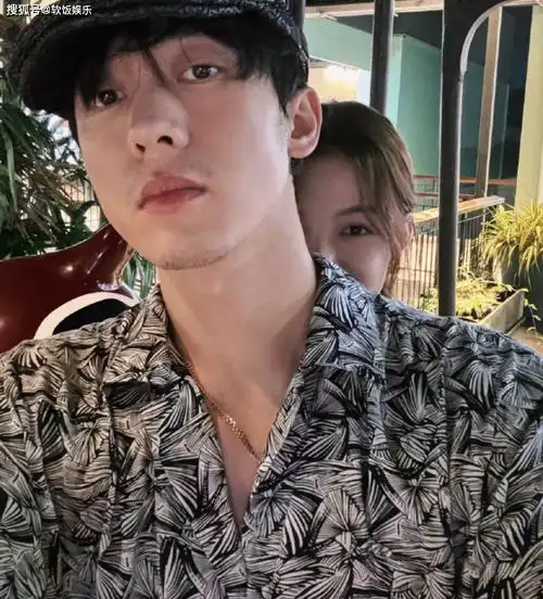 女神钟楚曦终于官宣恋情!