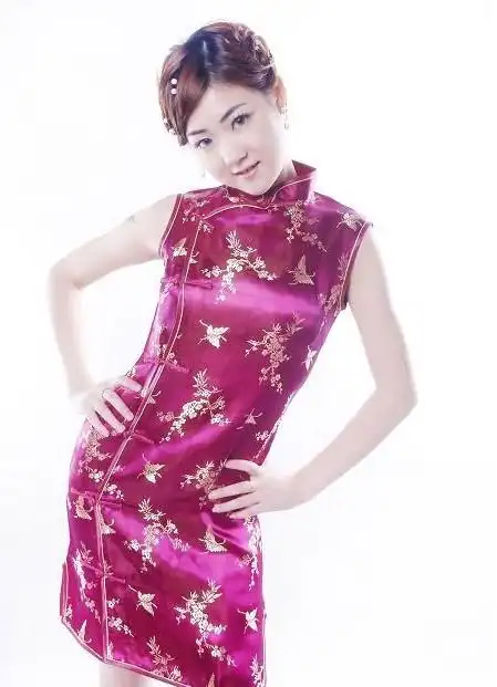 仿真丝红格格改良旗袍 旗袍裙红.