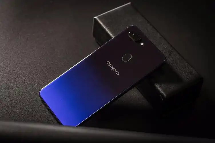 光影流动间诠释艺术之美oppor15星空紫真机图鉴