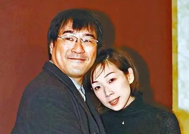 "风流天后"林忆莲:嫁李宗盛,却爱小11岁男友,如今成人生赢家