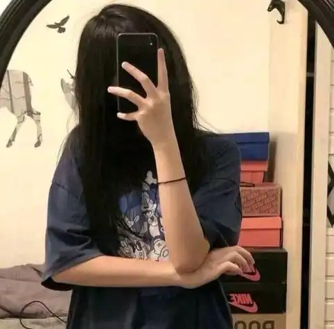 手机遮脸学生用女生头像